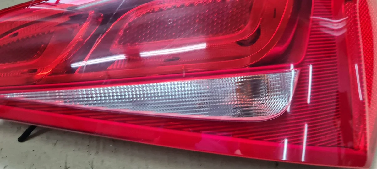 Luz trasera derecha Audi Q5 8R 08-12 image 8