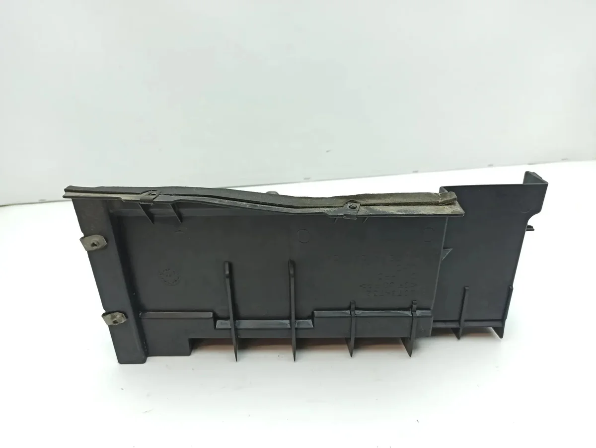 Cadillac SRX V8 Batterijhouder 25734732 image 9