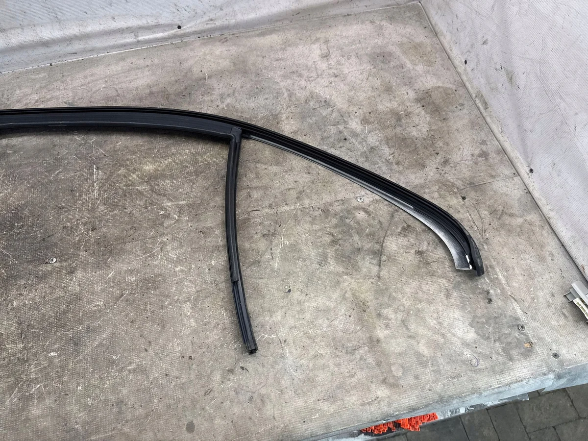 Mercedes C AMG W205 Deurpaneel Trim A2057355400 image 5