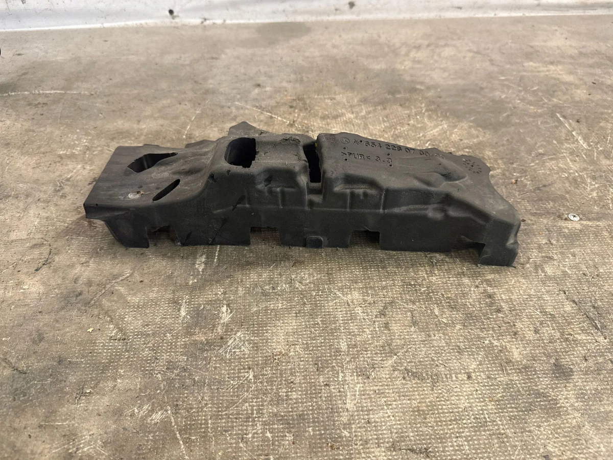 Isolamento Acústico Motor Mercedes OM654 A6542260700