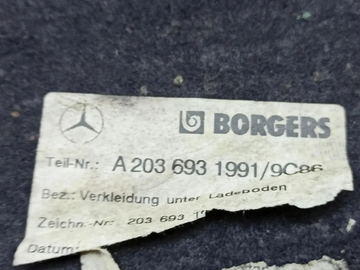 Mercedes C W203 Kombi Kofferraummatte image 10