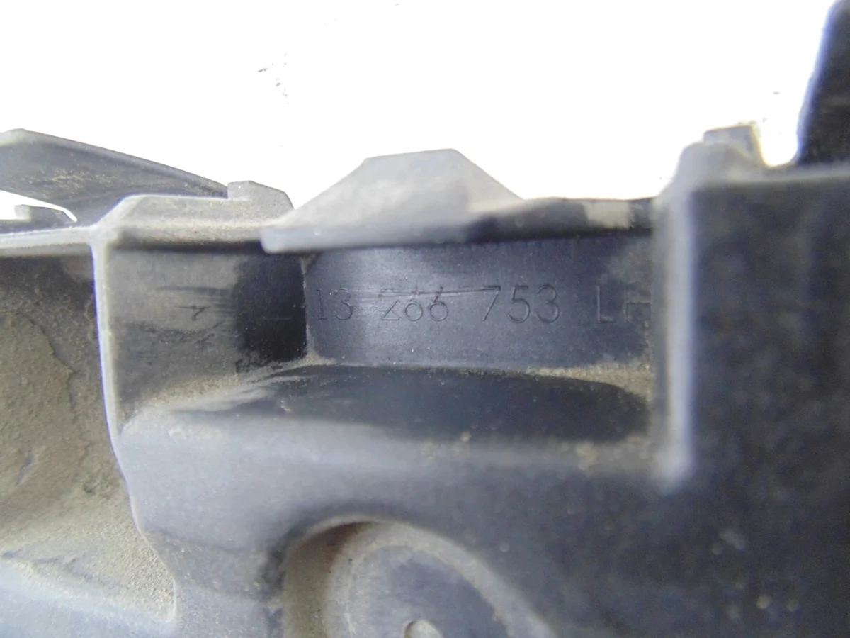 Glissière Gauche Arrière Opel Astra J Combi image 5