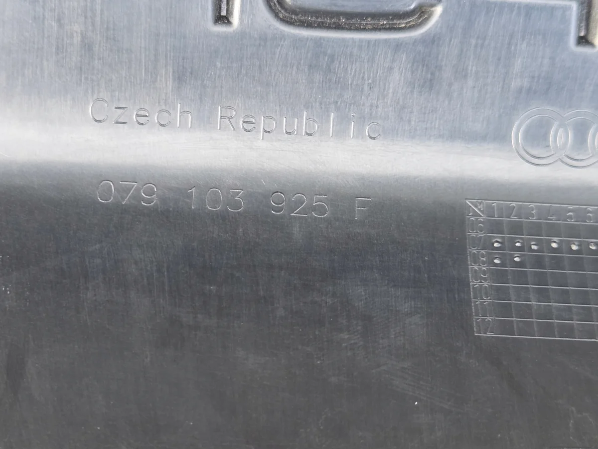 Audi A5 V8 4.2 FSI Cubierta Motor 079103925F image 8