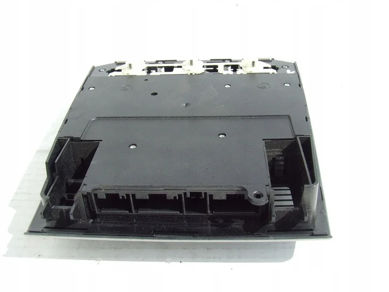 BMW E90 E91 Sunroof Panel Light 9137517 image 4