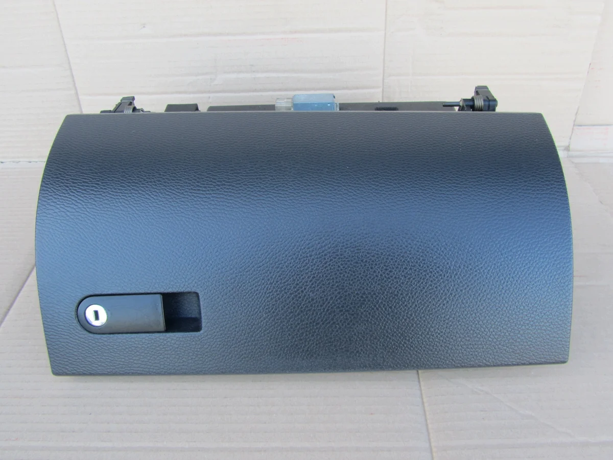 Compartimento Console VW T5 Multivan 03-15 Usado image 6