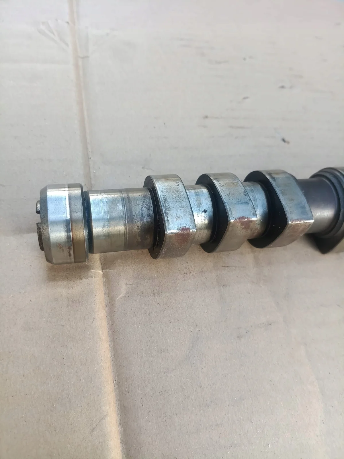 Inlaat nokkenas Audi S3 1.8 T 058109021M