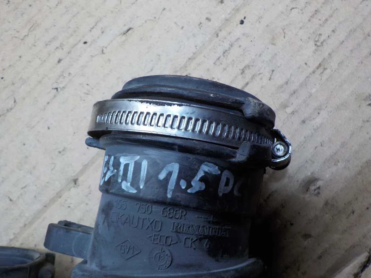 Renault Luchtmassameter 165750686R Gebruikt image 3