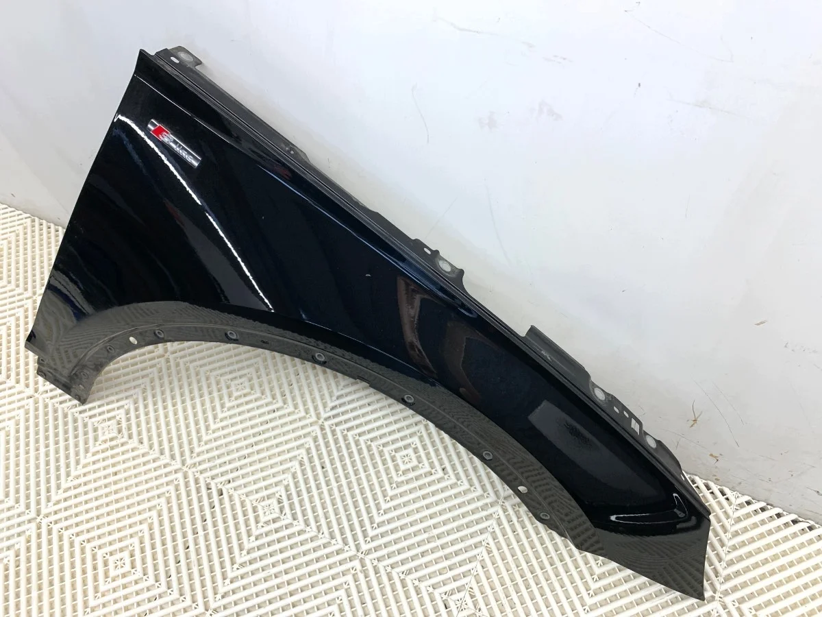 Audi Q5 FY Front Right Fender Used