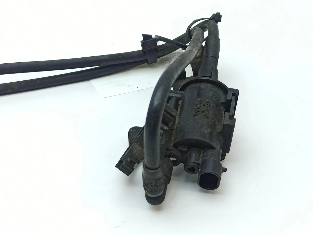 Cadillac STS Seville 1997278 Valve image 4