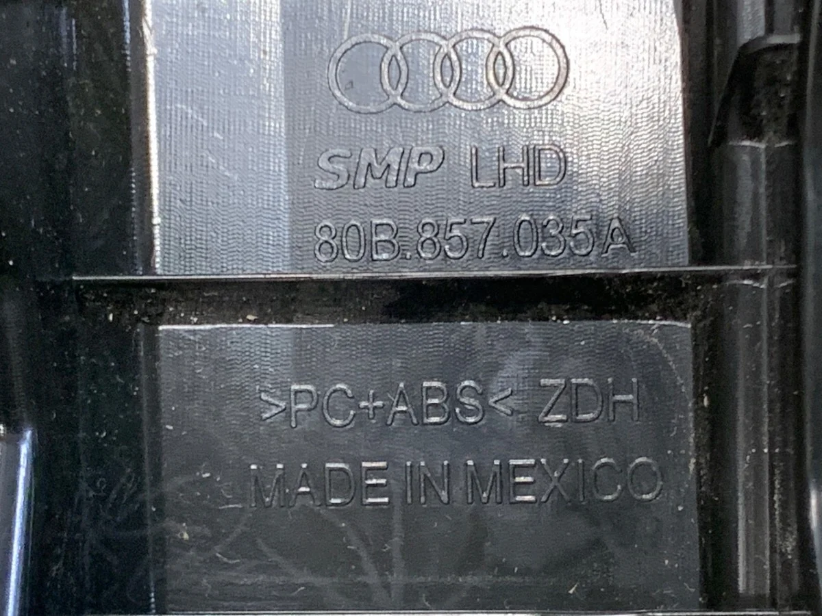 Compartimento pasajero Audi Q5 FY 80B857035A image 4