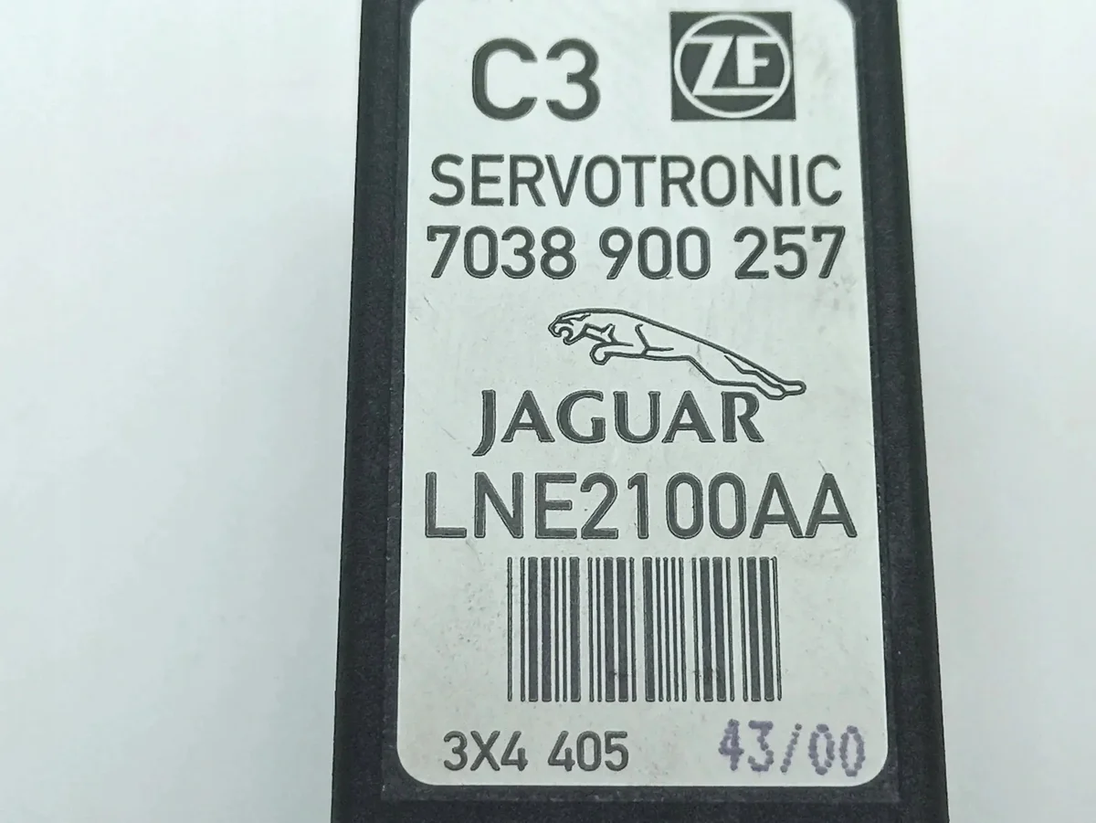 Relais Jaguar XJ (X308) LNE2100AA image 4