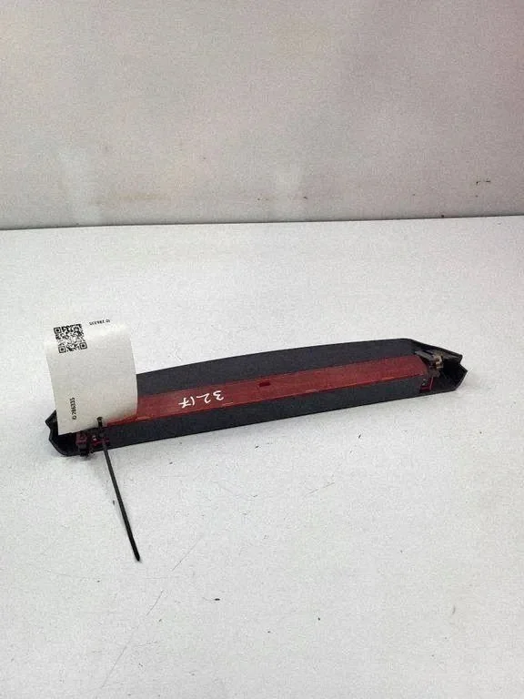 3ème feu stop Audi A4 S4 B8 8K 2012 OEM 0339350 image 4