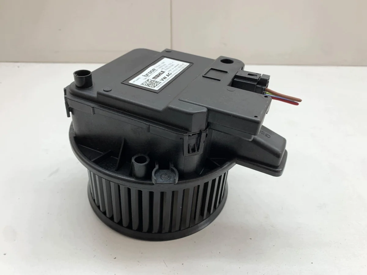 Ventilator Audi Q5 FY 4M1820021C Gebruikt image 3