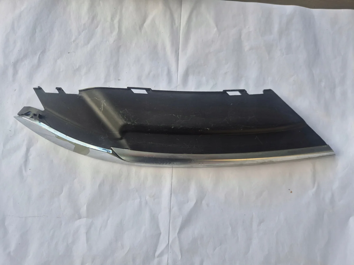 Moldura Farol VW Tiguan II 1414000115 Usado
