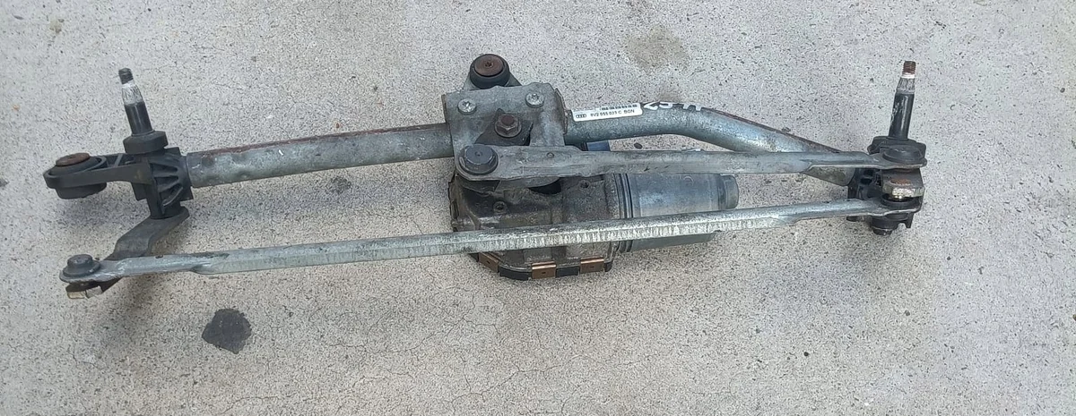 Moteur d'essuie-glace Audi S3 8V RHD 8V2955119C