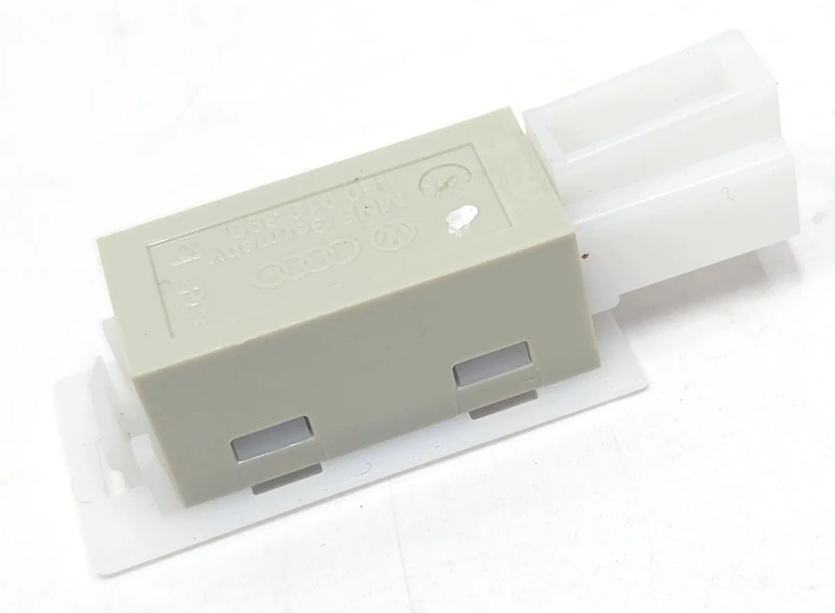 LED Sisävalo Audi WV 4E0919390 Käytetty