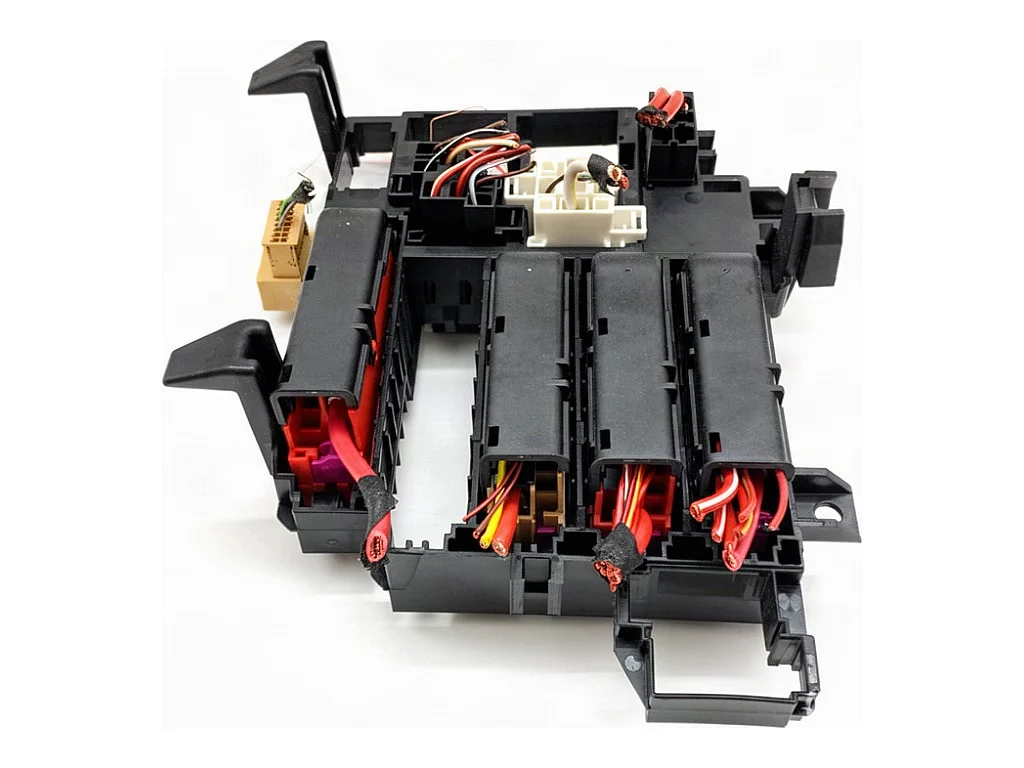 Säkringsbox Audi Q5 FY 2.0 80A971845