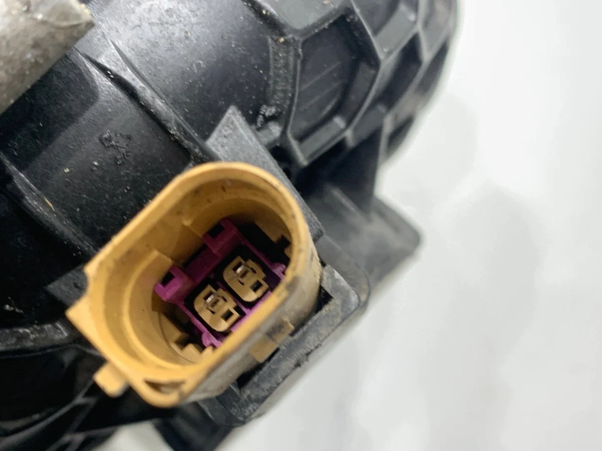 Support moteur gauche Audi Q5 FY image 4