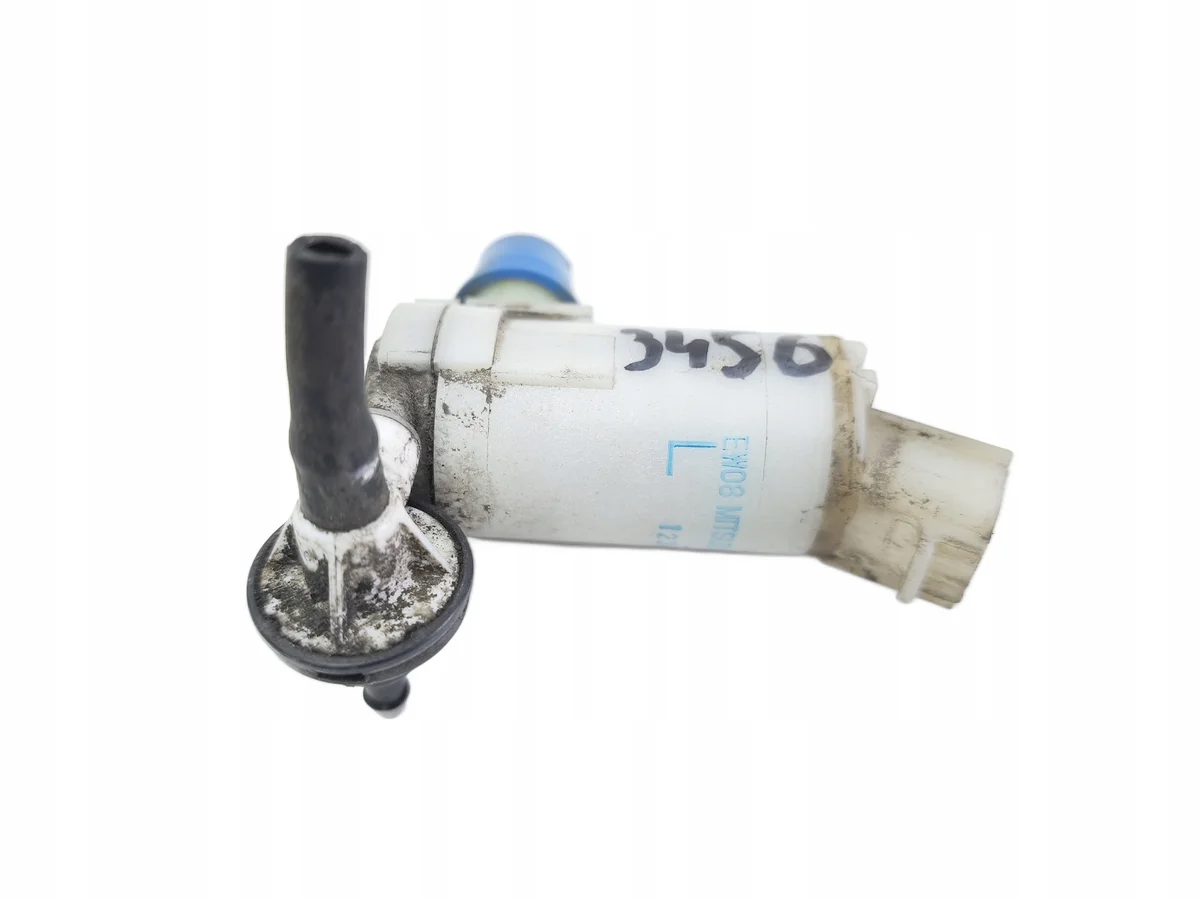 Bomba Limpador Mitsubishi 8260A217 Usada