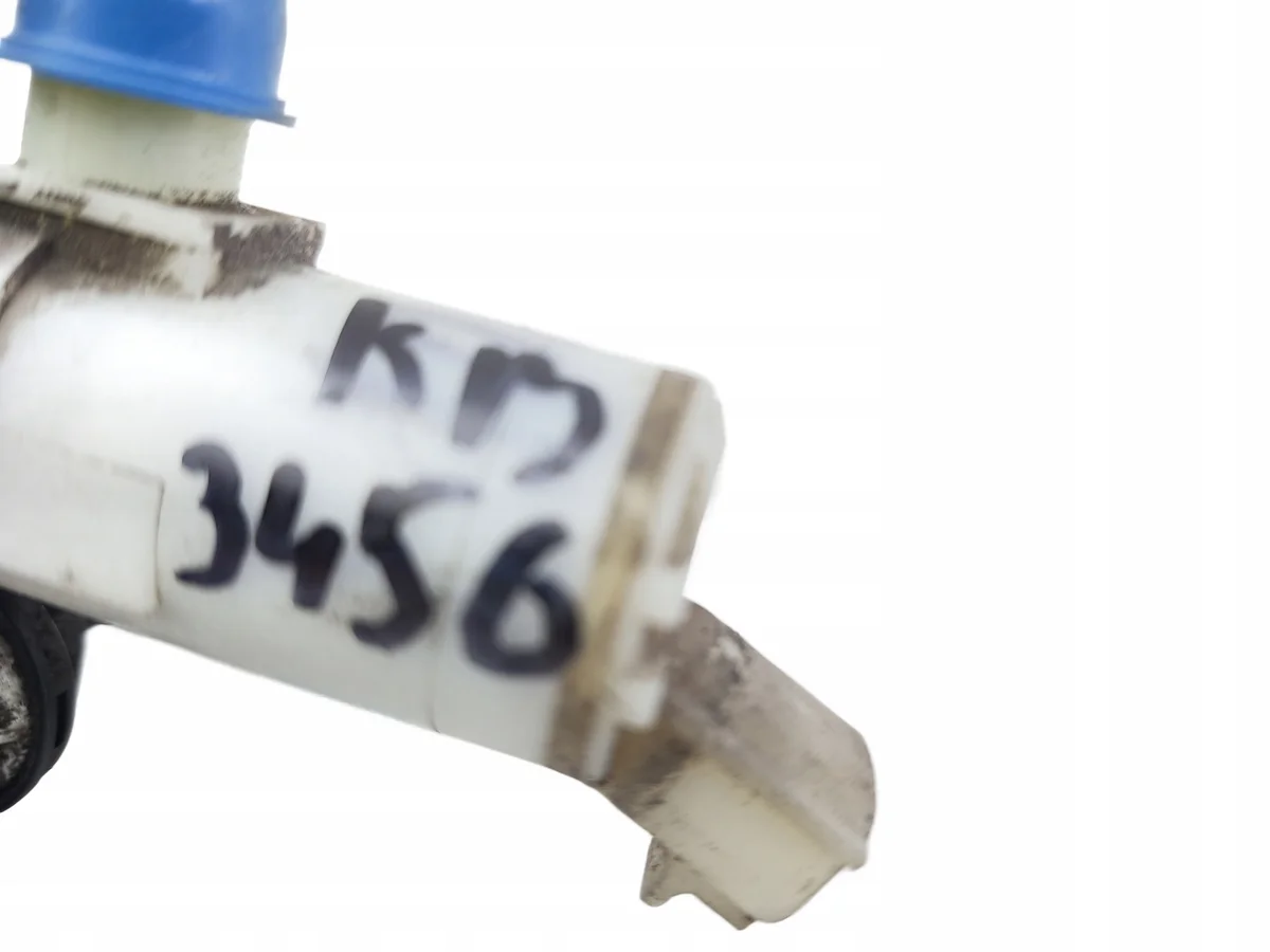MITSUBISHI 8260A217 Scheibenwaschpumpe gebraucht
