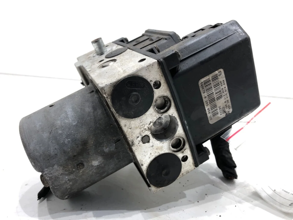 Bomba ABS Audi A8 D3 4E0614517BC Usado image 4