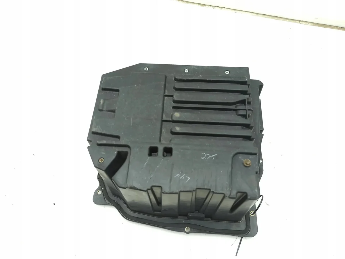 BMW Z4 E85 Battery Tray 7016956 Used