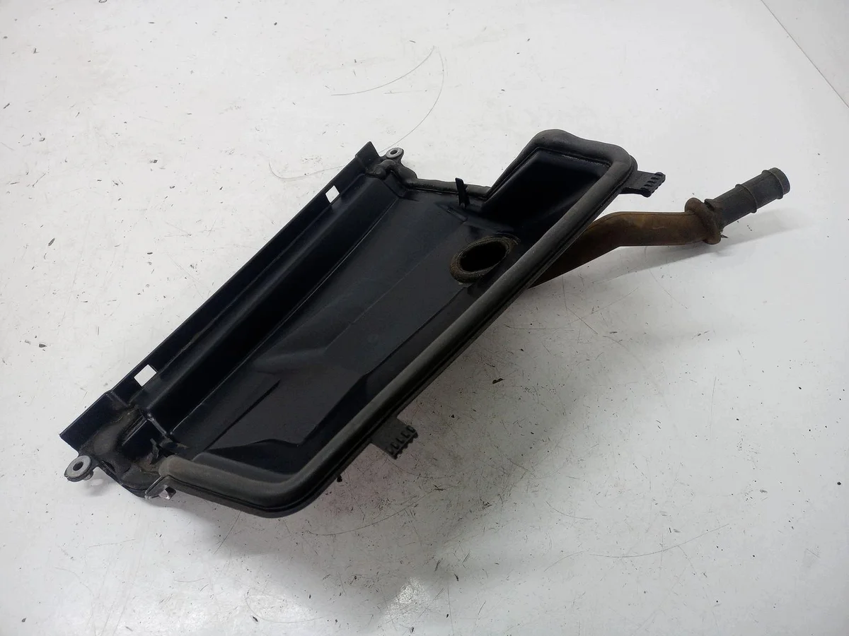 Plataforma parabrisas Renault Trafic III usada image 3