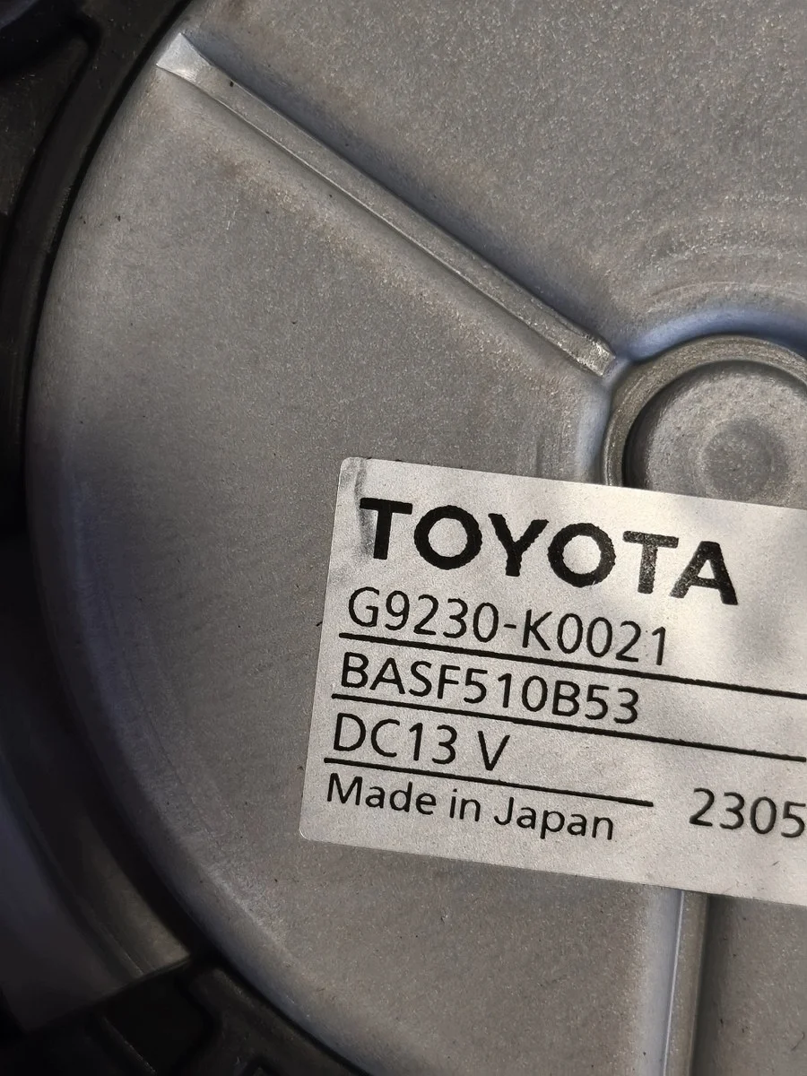 Toyota Lexus Batterij Ventilator G9230-K0021 image 4
