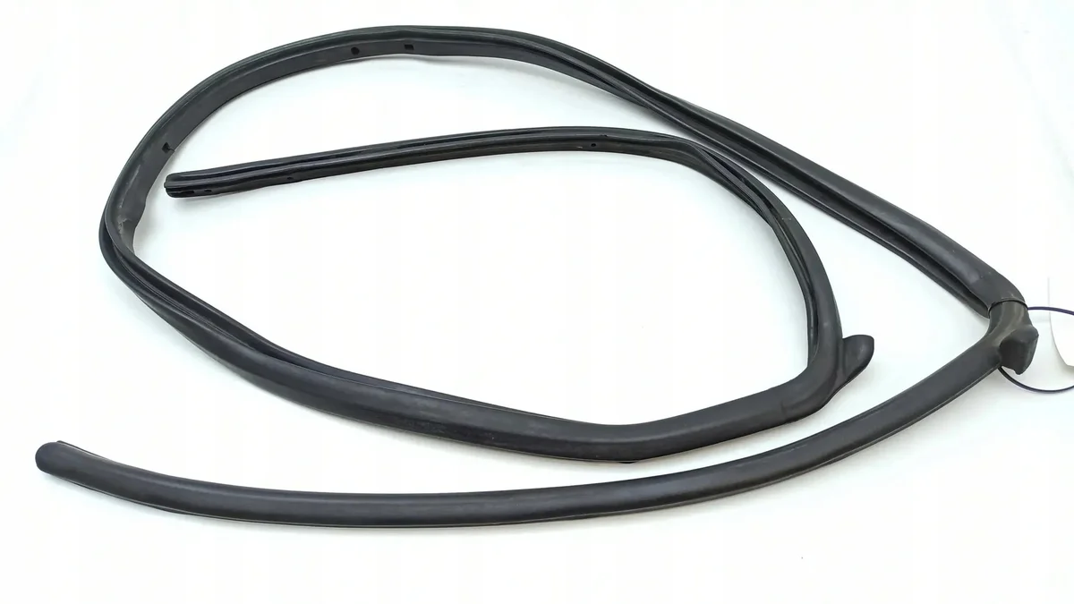 Lexus LS 430 Hood Seal 5338350040