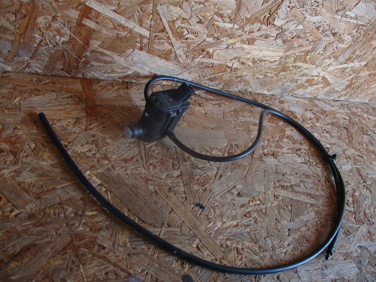 98510-R2000 Scheibenwaschpumpe Hyundai Kona II