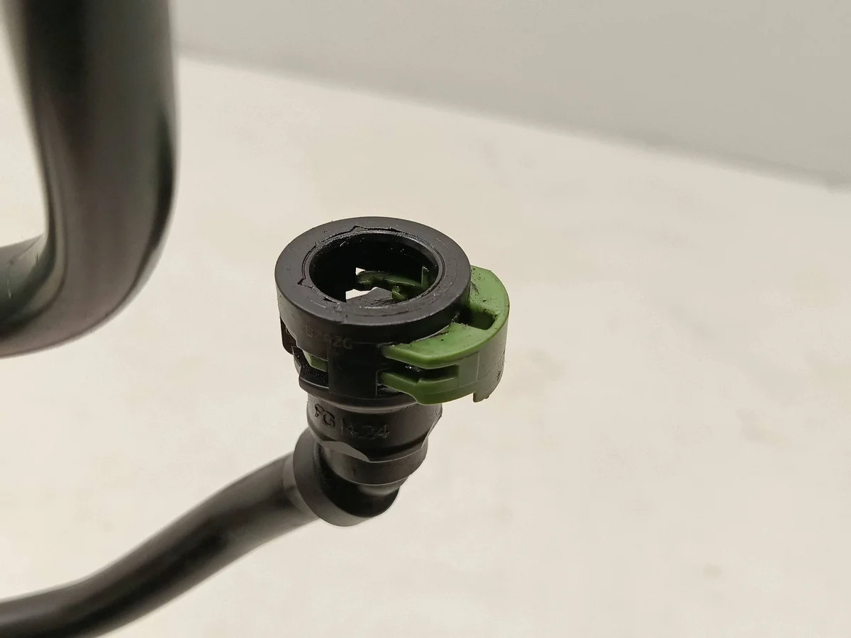 Kühlerölleitung Getriebe BMW 3 F30 F31 F35 image 6