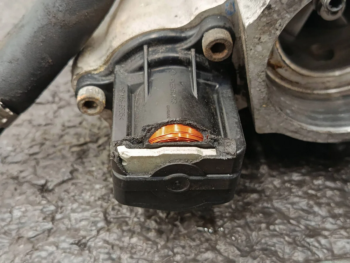 Turbocompresseur BMW OE 7588995 image 4