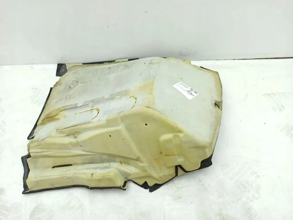 Golvmatta fram höger Mercedes W251 image 7