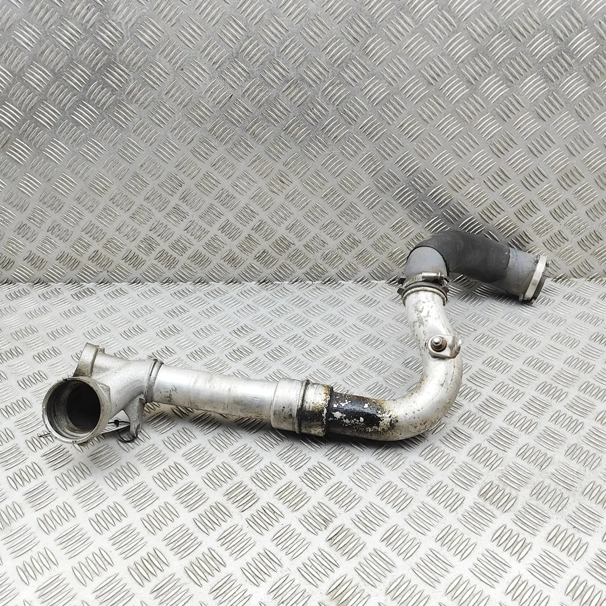 Intercoolerrör Audi Q5 3.0L 059145673P image 3