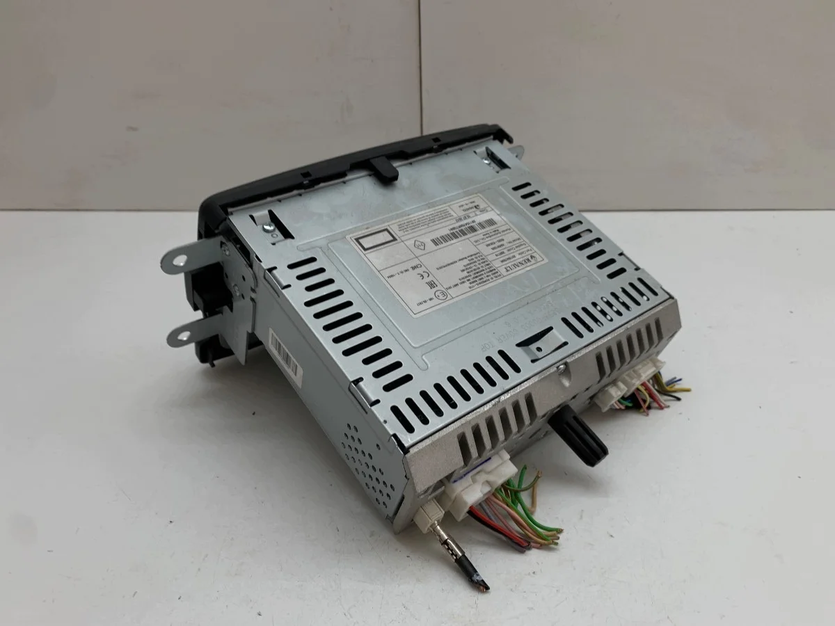Rádio Dacia Lodgy 281154759R Usado