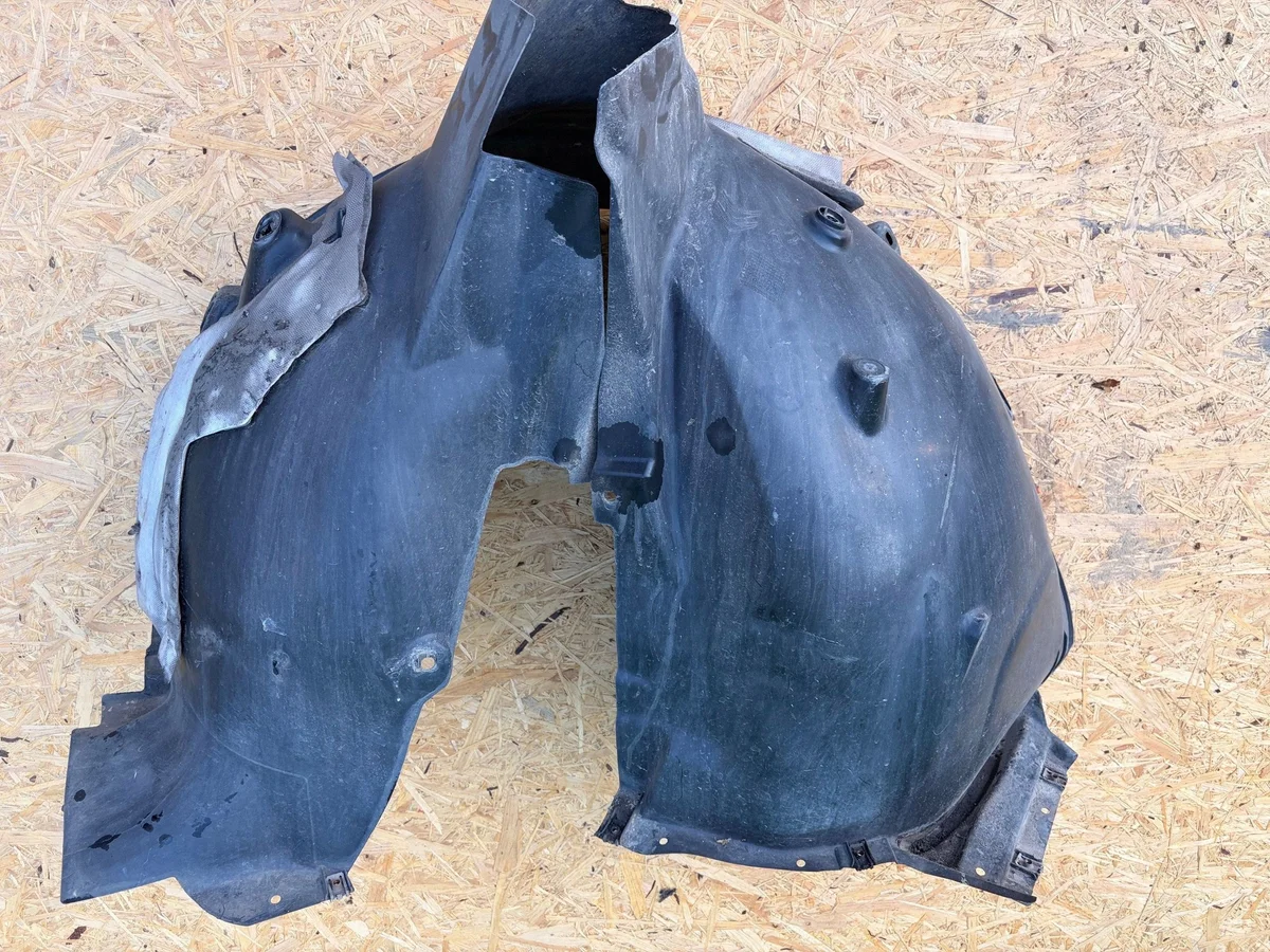 Radlauf vorne links Peugeot 3008 II 9825282080
