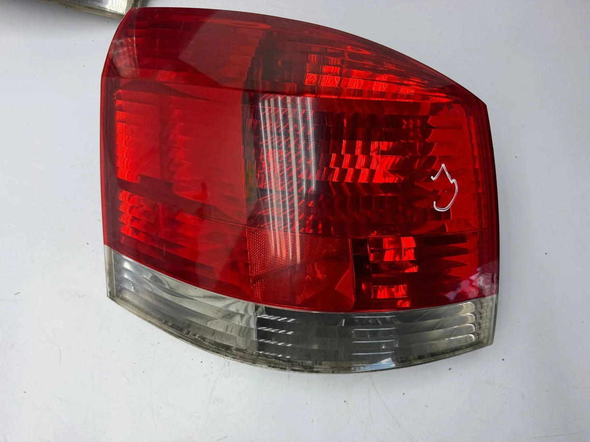 Vänster baklykta Opel Signum KOR3323 image 3