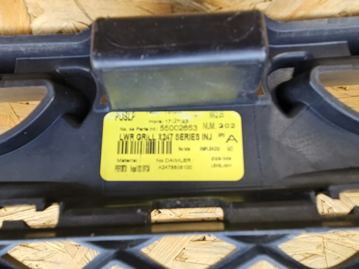 Etuspoileri Mercedes GLB W247 A2478858100 image 8