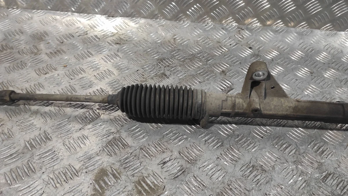 Renault Clio III Steering Rack PH18X081CZ image 3