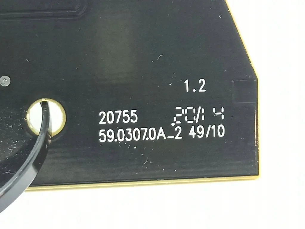 Faro Derecho Mercedes-Benz A W176 L02968C image 4