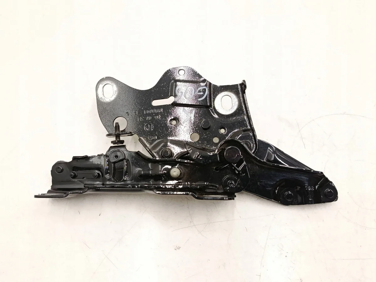 Dobradiça Capô Esquerda BMW 7418201