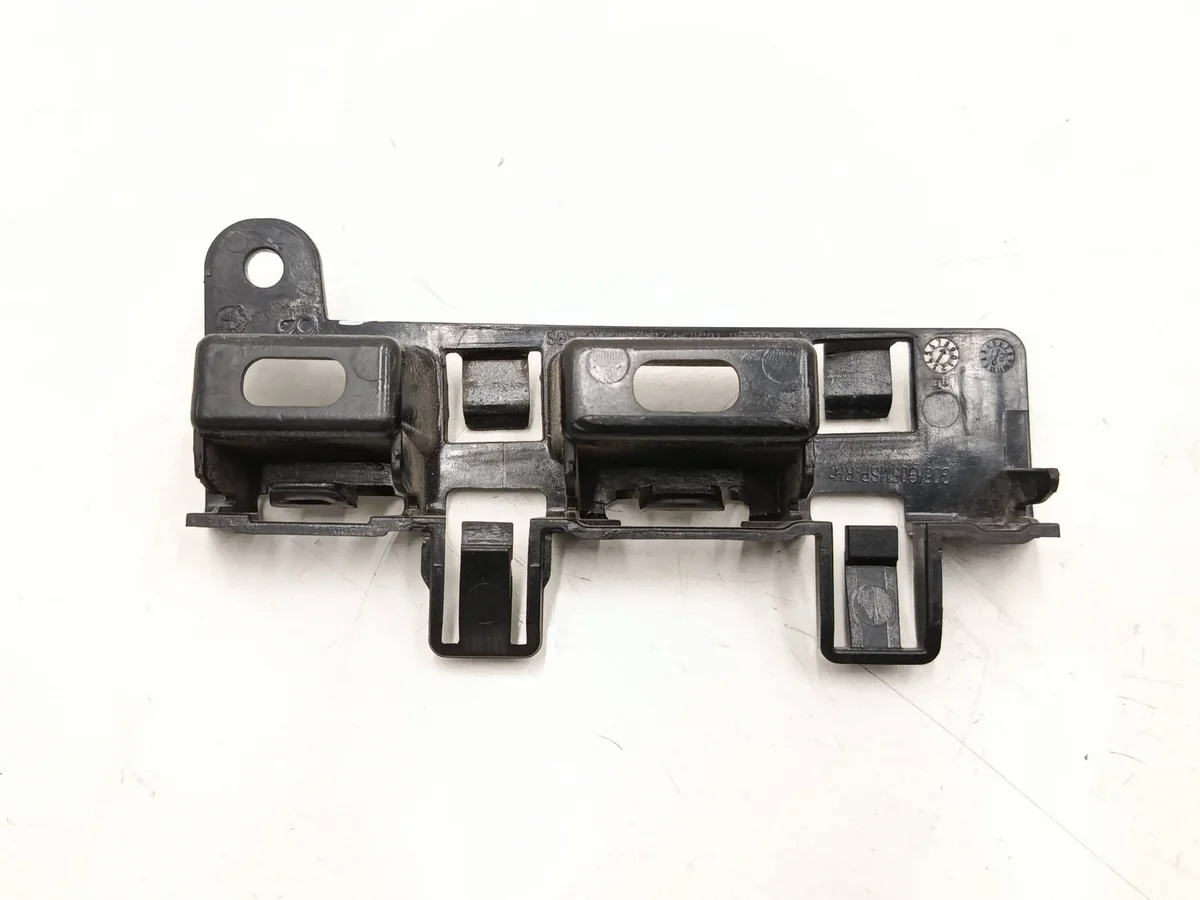 BMW X5 G05 LCI Halterung rechts vorne 7469386 image 4