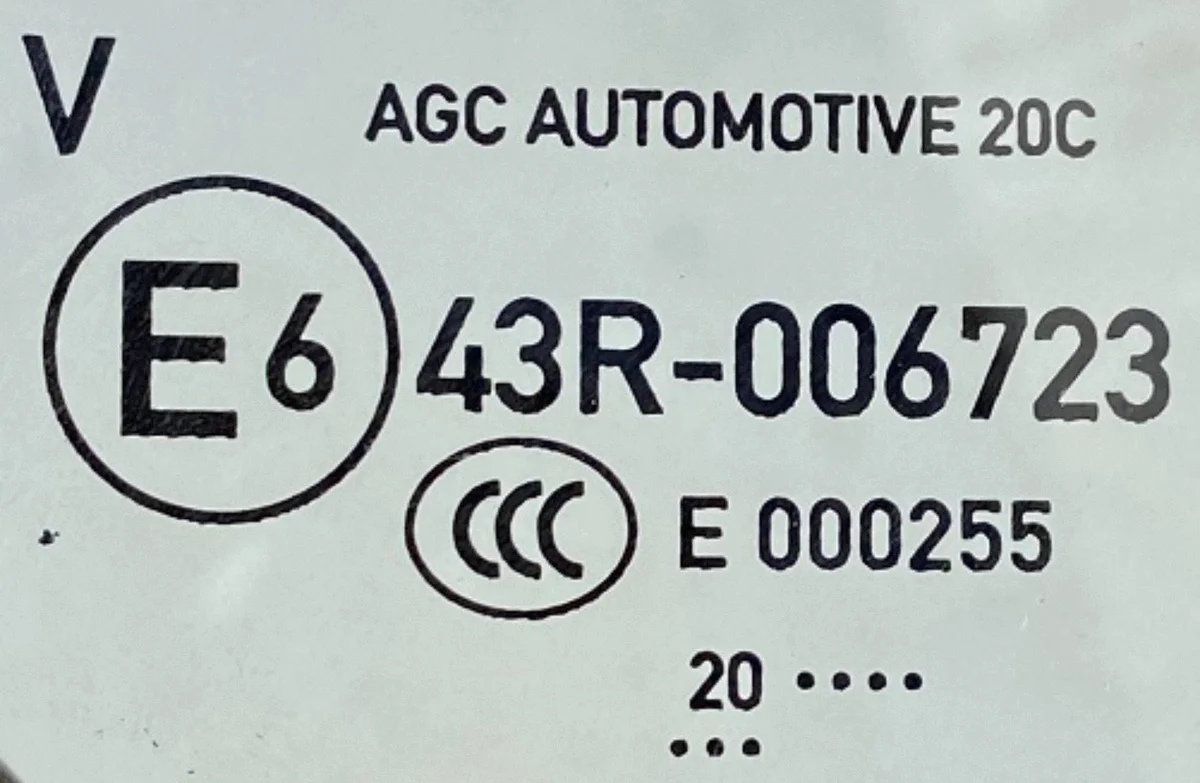 Opel Corsa F takalasin vasen ovi A0T0M0TMB
