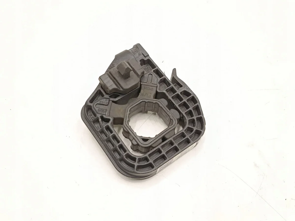 BMW 3 G20 G21 Soporte Ventilador 9895621 image 3