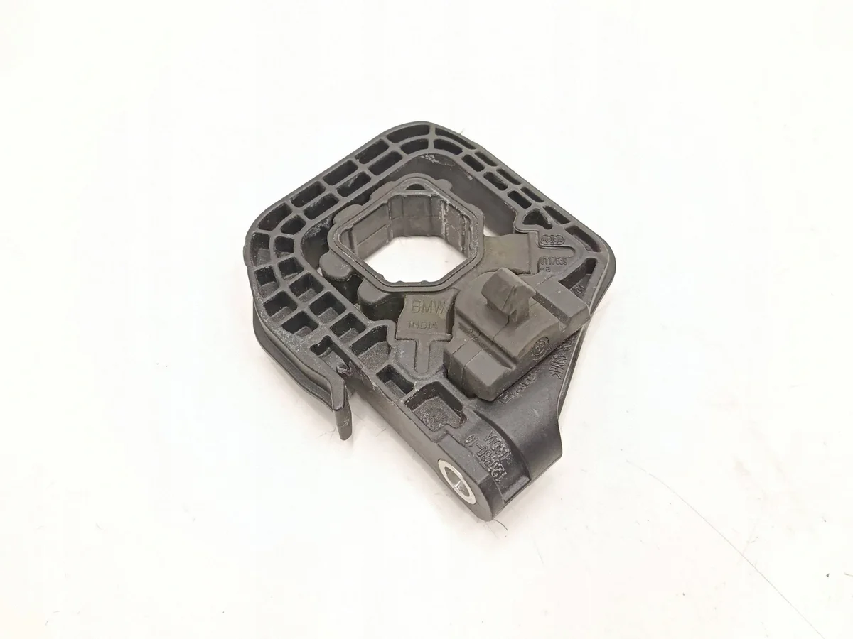 BMW 3 G20 G21 Soporte Ventilador 9895621 image 4