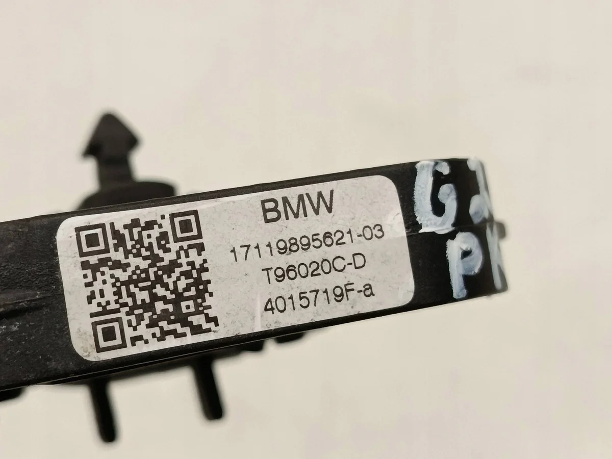 BMW 3 G20 G21 Soporte Ventilador 9895621 image 9