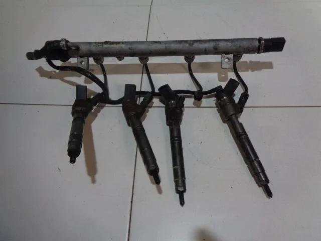Brandstofinjectorrail Mercedes CDI A6400700787