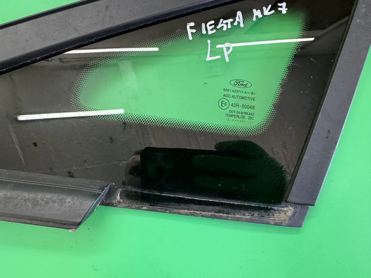 Fenster vorne links Ford Fiesta MK7 VII image 4