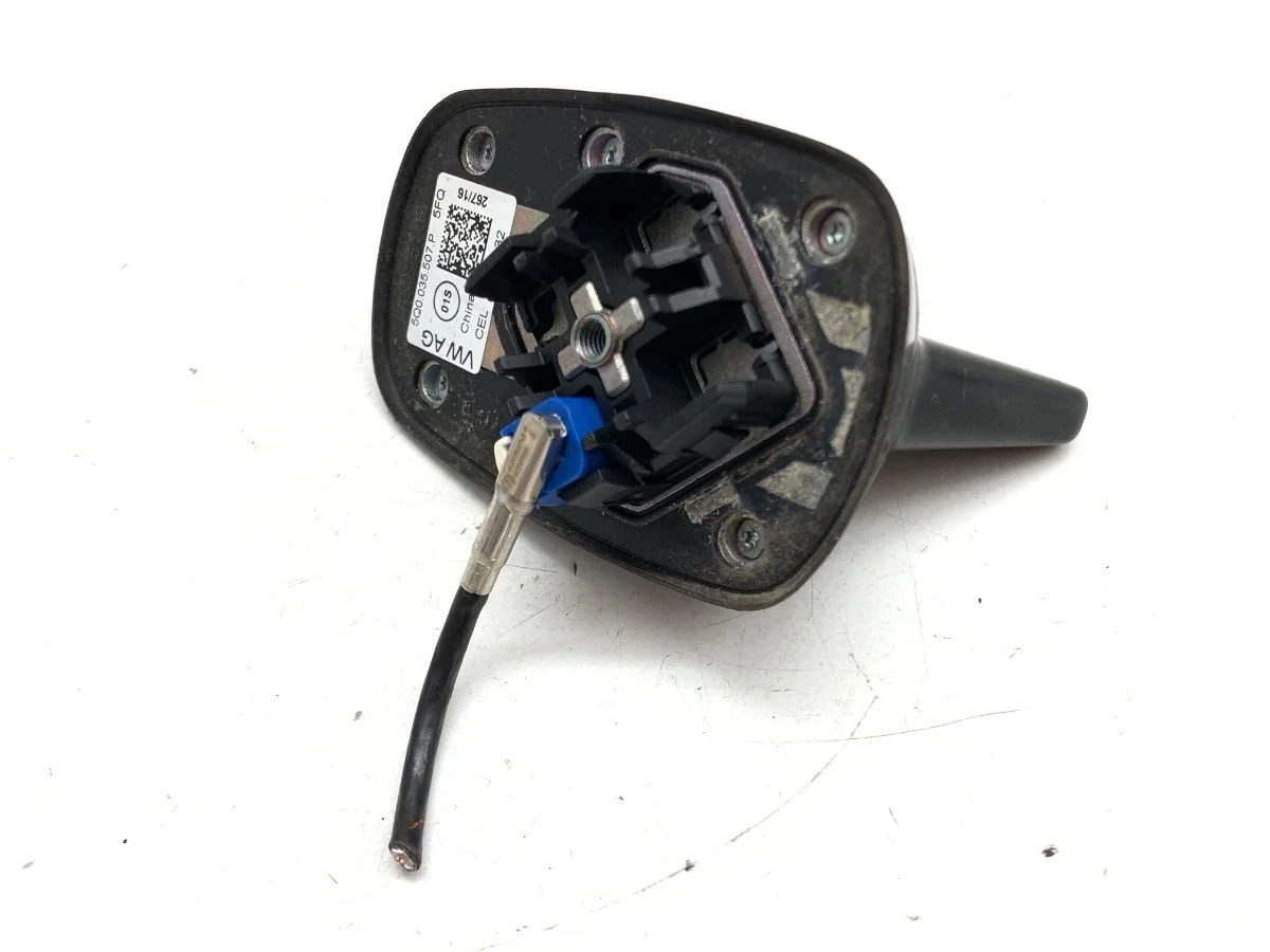 Antena Skoda Octavia III Kombi Usada