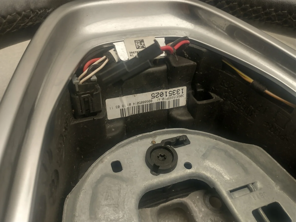 Opel Astra J Ratt Läder Uppvärmd Multifunktion image 8
